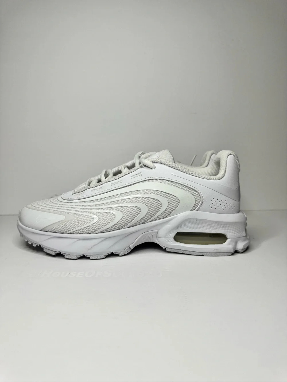 Nike Air Max Fire Size 8.5 Women